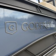 2026 Godfrey MC235SDB Tripletoon - Pacific Smooth/Carbon Fiber